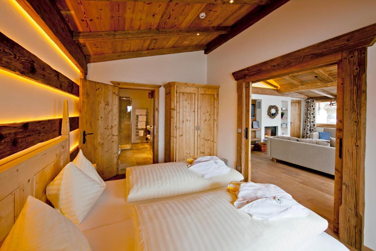 Hotel Hubertus Mit Erlebnislandgasthof Reitherwirt 基茨比厄尔 外观 照片